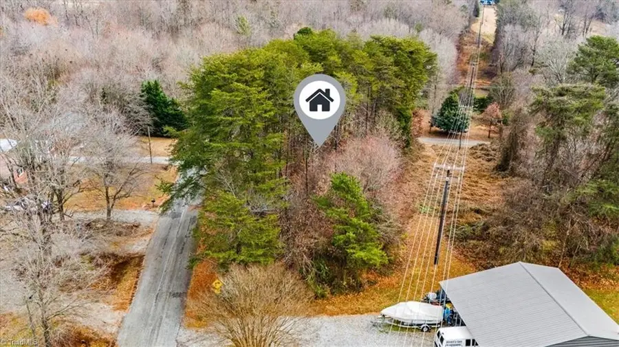 8316 Lakedale Circle, Colfax, NC 27235 - Image #2