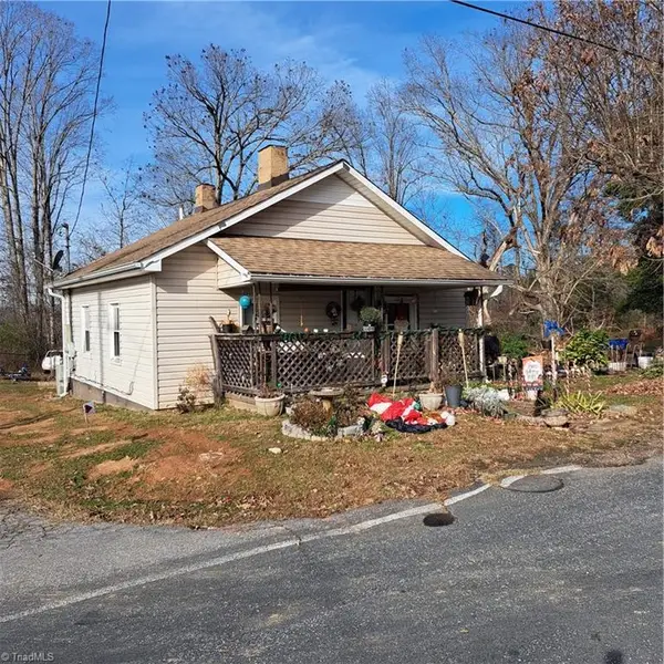 222 Lincoln Heights Road, Wilkesboro, NC 28697