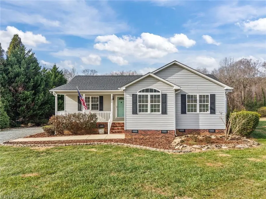 346 Walnut Creek Lane, Asheboro, NC 27205 - Image #2