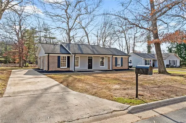 4811 Chaucer Drive, Greensboro, NC 27407