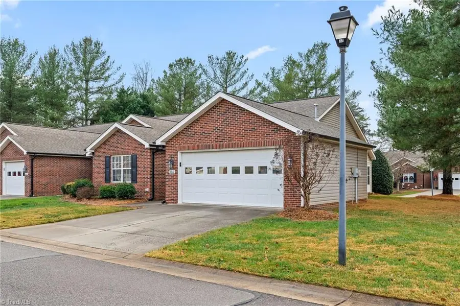 166 Wyndham Court, High Point, NC 27265 - Image #3