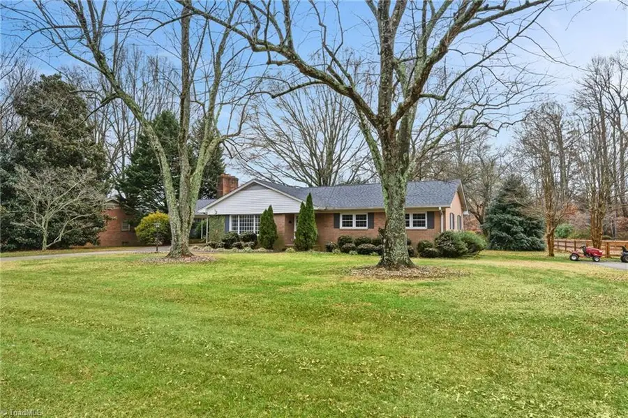 4116 Short Farm Road, Greensboro, NC 27406 - Image #2