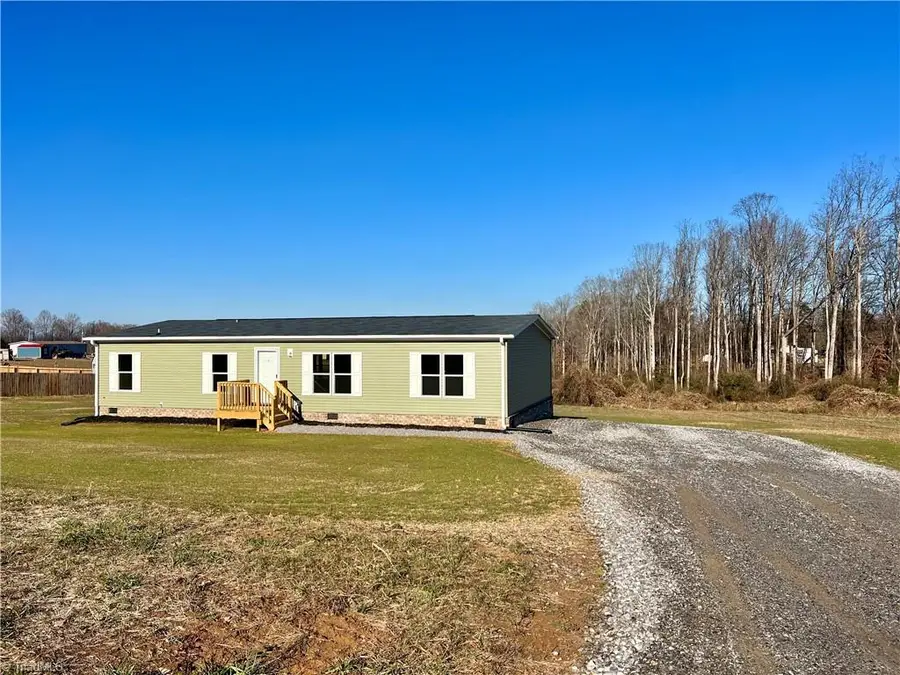 174 Trivette Road, Harmony, NC 28634 - Image #2
