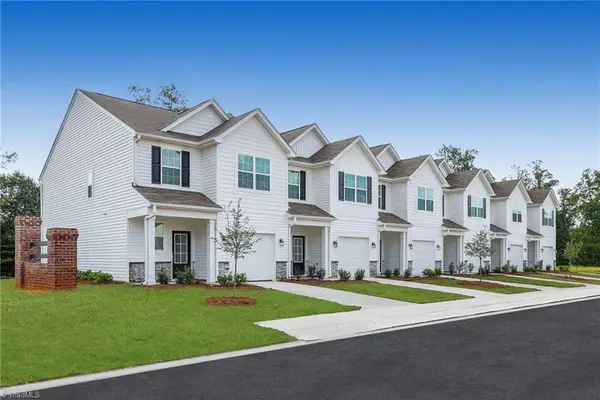 1860 Pheasant Trace Circle, Kernersville, NC 27284