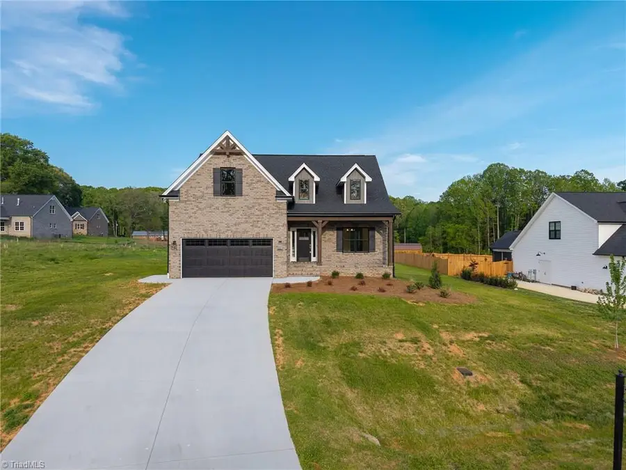 377 Lenalan Drive, Lexington, NC 27295 - Image #2