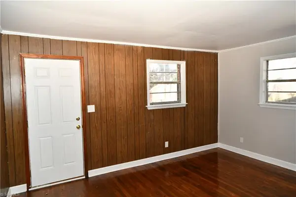 525 Graham Avenue, Winston-Salem, NC 27101