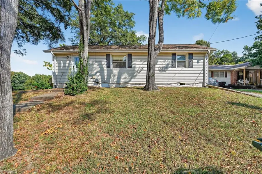 3228 Yanceyville Street, Greensboro, NC 27405 - Image #2