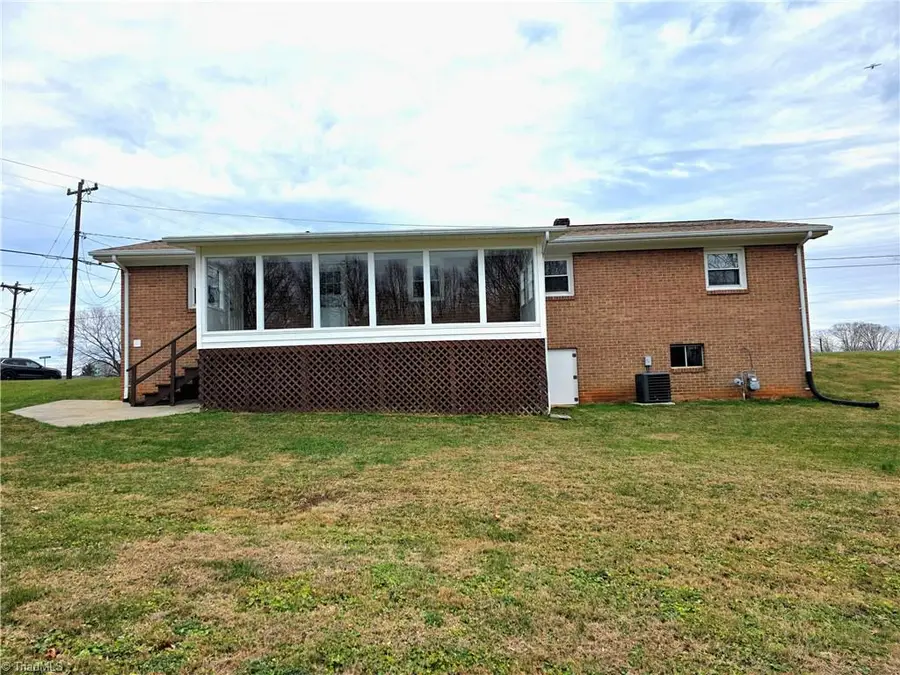 114 Forester Lane, North Wilkesboro, NC 28659 - Image #2