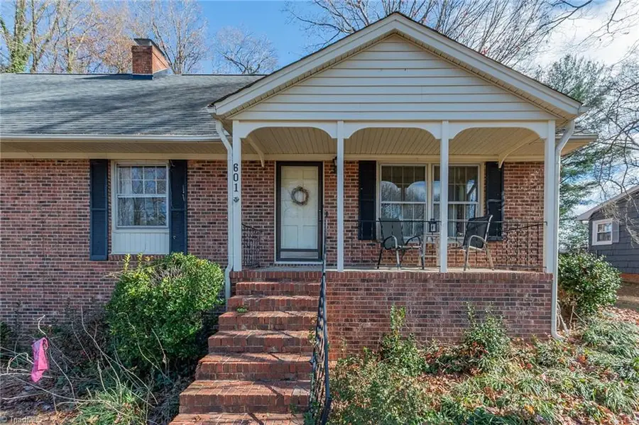 601 Longview Drive, Thomasville, NC 27360 - Image #2