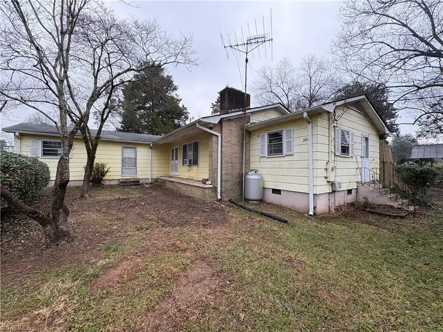 220 Dameron Street, Star, NC 27356 - Image #2