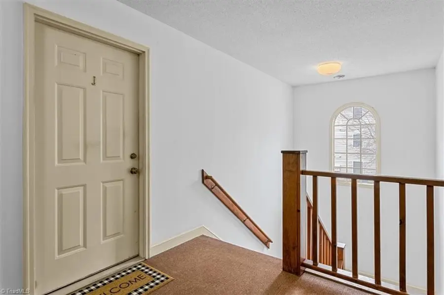 3701 Cotswold Terrace #7J, Greensboro, NC 27410 - Image #2