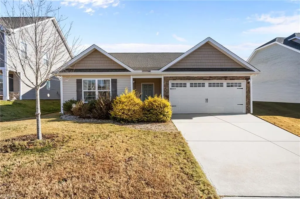 637 Southwick Place, Mebane, NC 27302 - Image #1