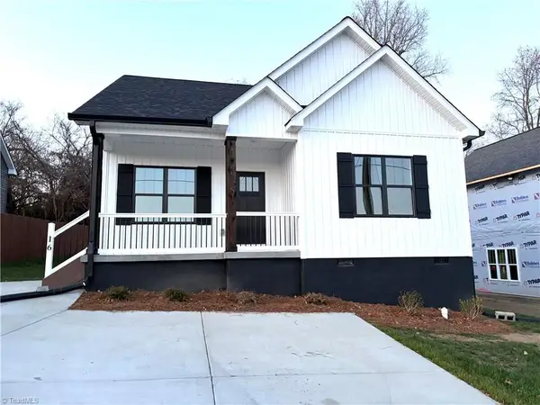 16 W Colonial Drive, Thomasville, NC 27360