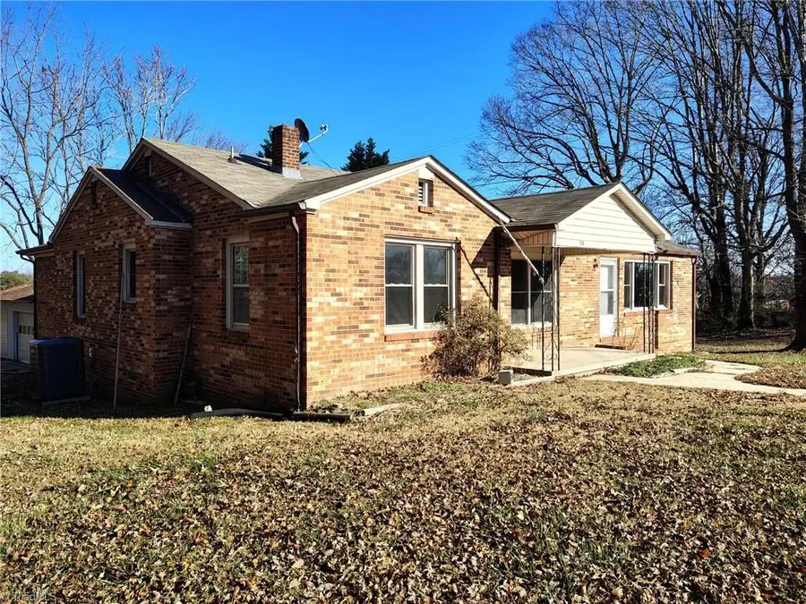 110 Walden Lane, Ararat, NC 27007 - Image #2