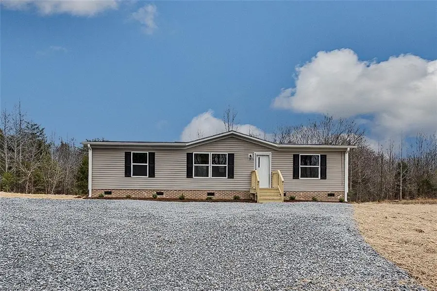3838 Plainfield Road, Sophia, NC 27350 - Image #2