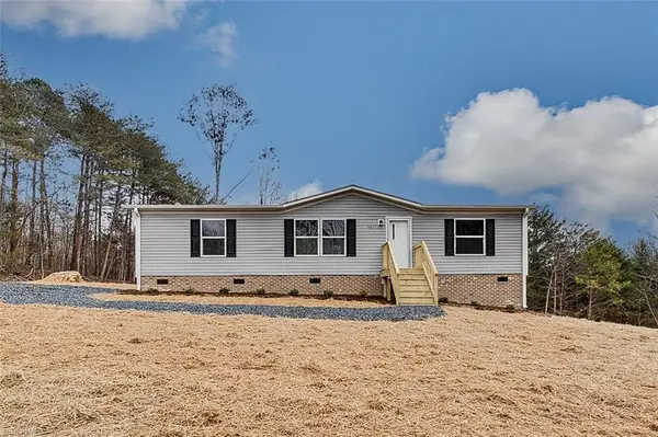 3862 Plainfield Road, Sophia, NC 27350