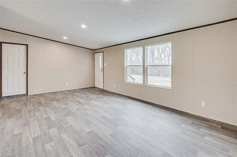 3862 Plainfield Road, Sophia, NC 27350 - Image #3