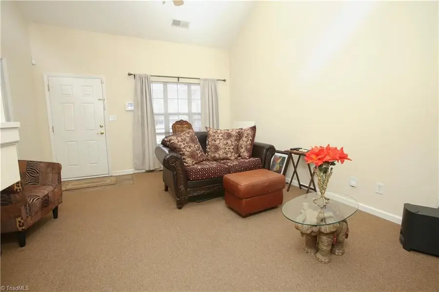 25 Tannenbaum Circle, Greensboro, NC 27410 - Image #3