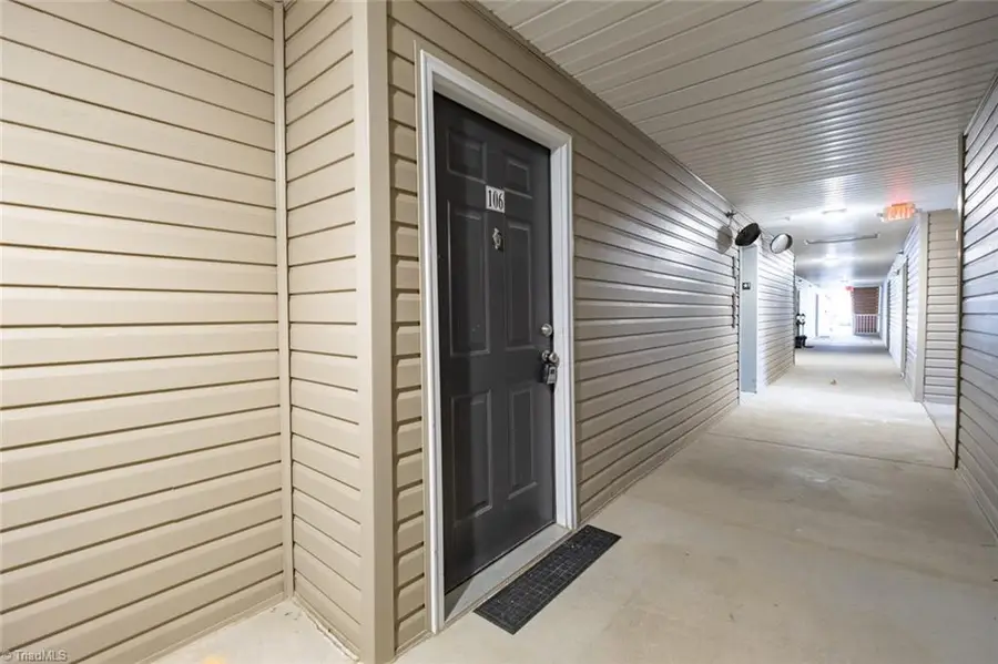 7104 #106 W Friendly Avenue, Greensboro, NC 27410 - Image #3