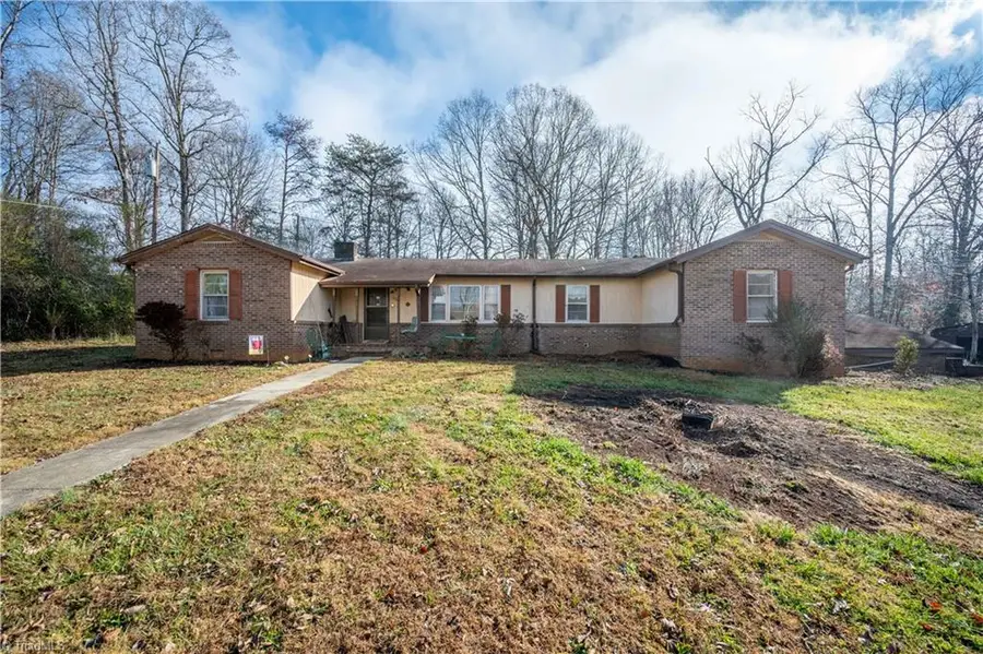 5102 Vogler Road, Pfafftown, NC 27040 - Image #2