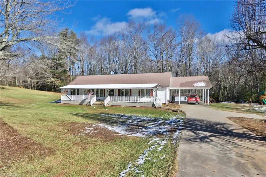 1759 Grandview Drive, Sparta, NC 28675 - Image #1