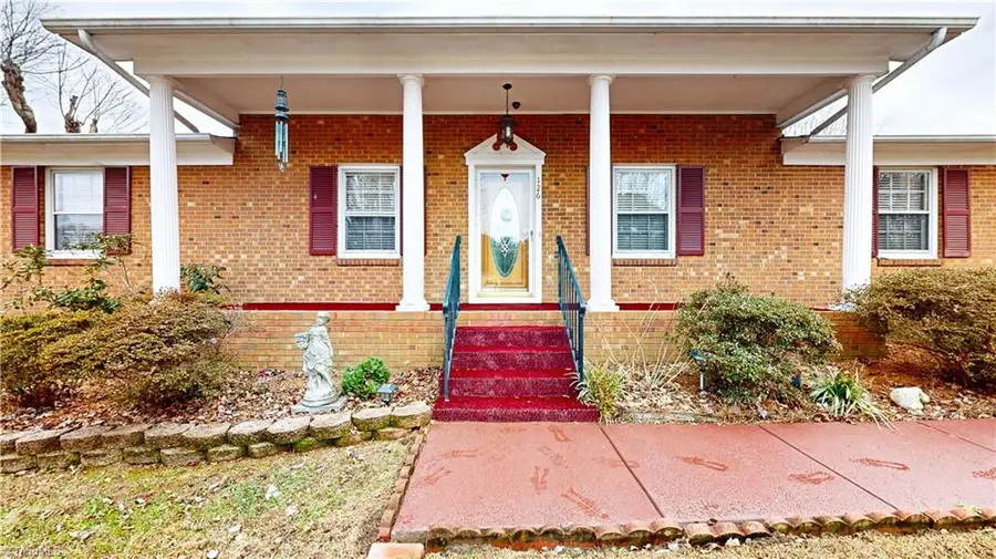 126 Apollo Circle, Archdale, NC 27263 - Image #2