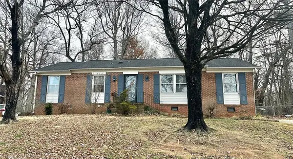 2223 Meloine Lane, Greensboro, NC 27407