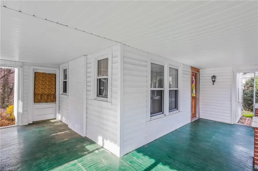 800 S Sunset Drive, Winston Salem, NC 27103 - Image #2