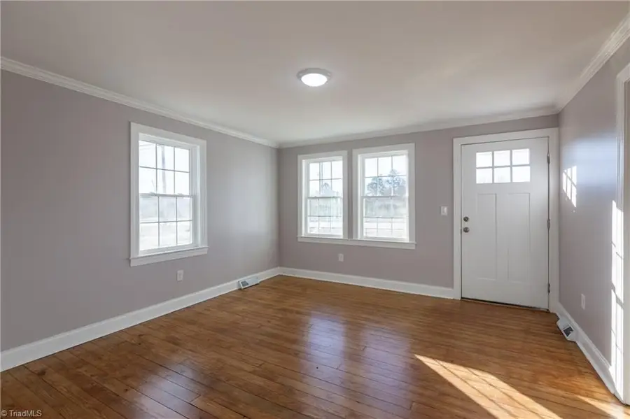 1517 Skeet Club Road, High Point, NC 27265 - Image #2