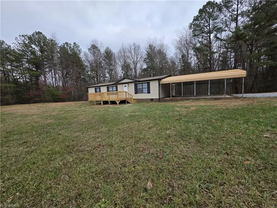 507 Liberty Lane, Taylorsville, NC 28681 - Image #2