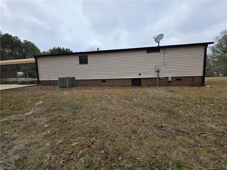 507 Liberty Lane, Taylorsville, NC 28681 - Image #3