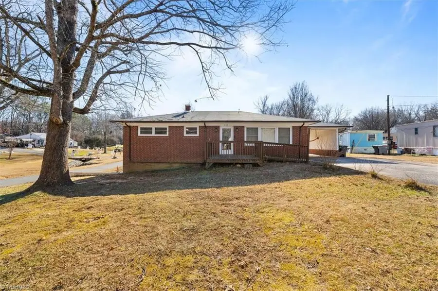 210 Sharon Avenue, Asheboro, NC 27203 - Image #3