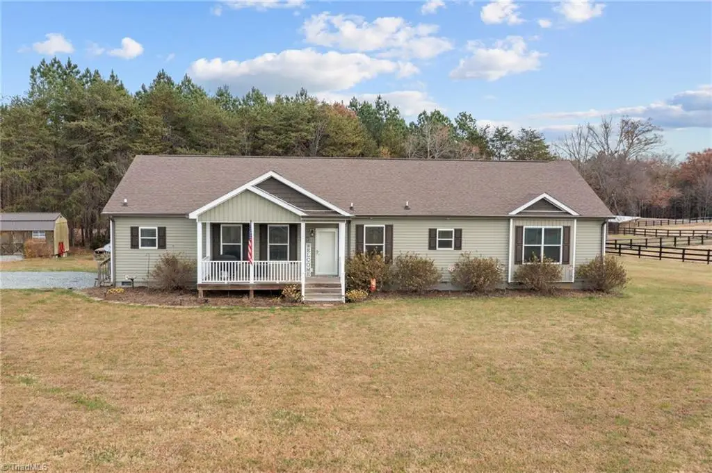 5455 Byrd Road, Burlington, NC 27217 - Image #1