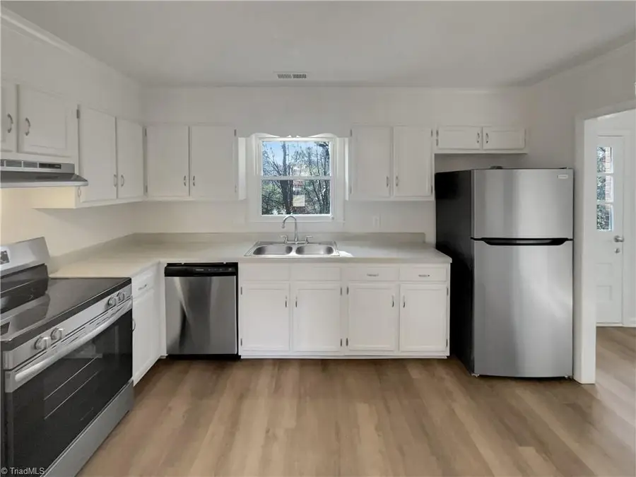 5908 Millstone Lane, Pfafftown, NC 27040 - Image #2