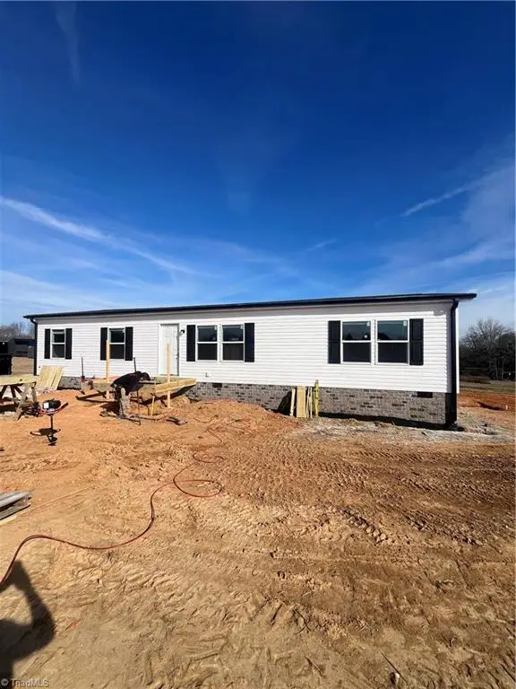 657 Mt Wesley Church Road, Hiddenite, NC 28636