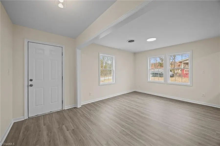 100 Carr Street, Thomasville, NC 27360 - Image #2