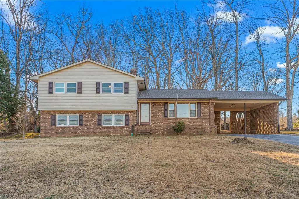 1029 Foxfire Road, Kernersville, NC 27284 - Image #1