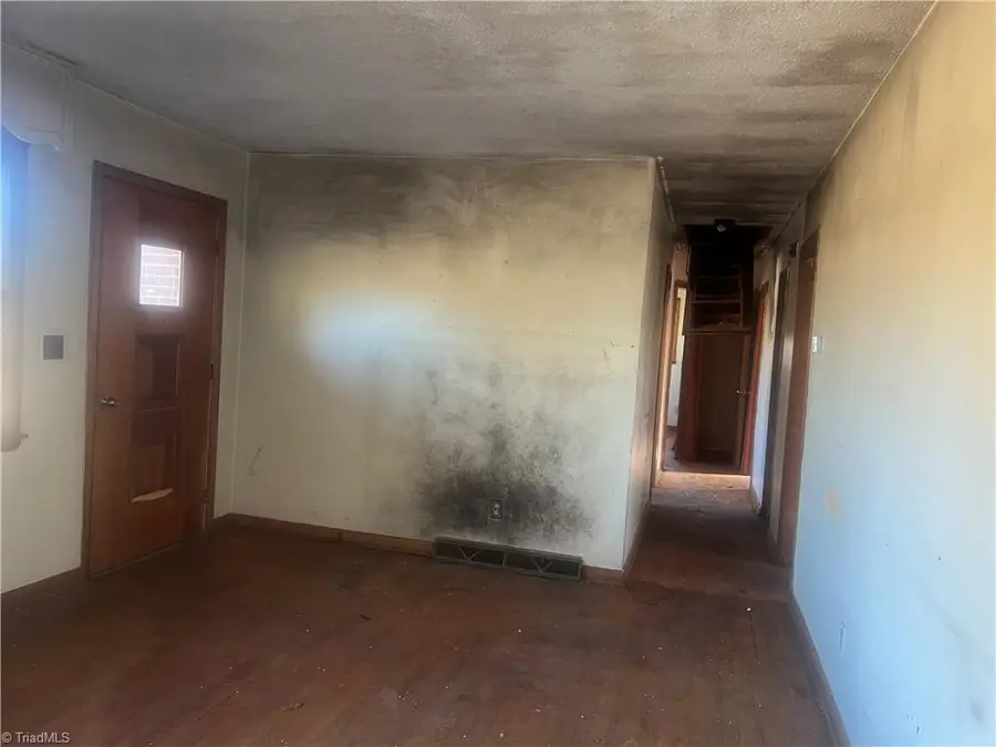 180 Cedar Lane, Reidsville, NC 27320 - Image #3