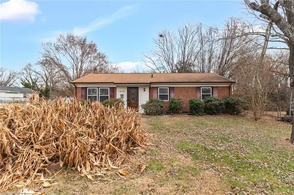 1203 Curtis Street, Greensboro, NC 27406