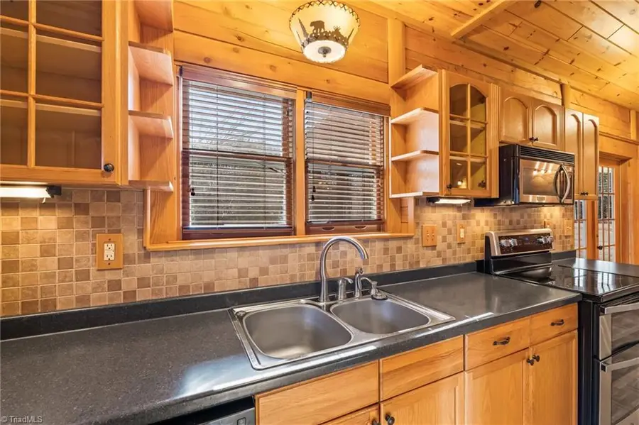 347 Cypress Lane, Lexington, NC 27295 - Image #2