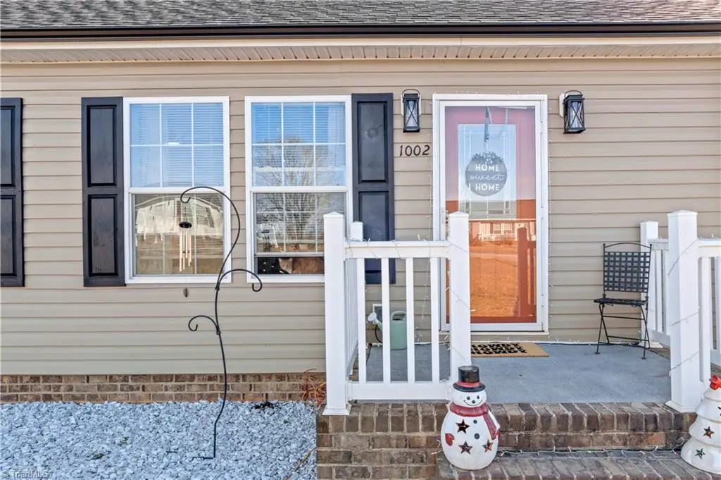 1002 Crestline Drive, Yadkinville, NC 27055 - Image #1