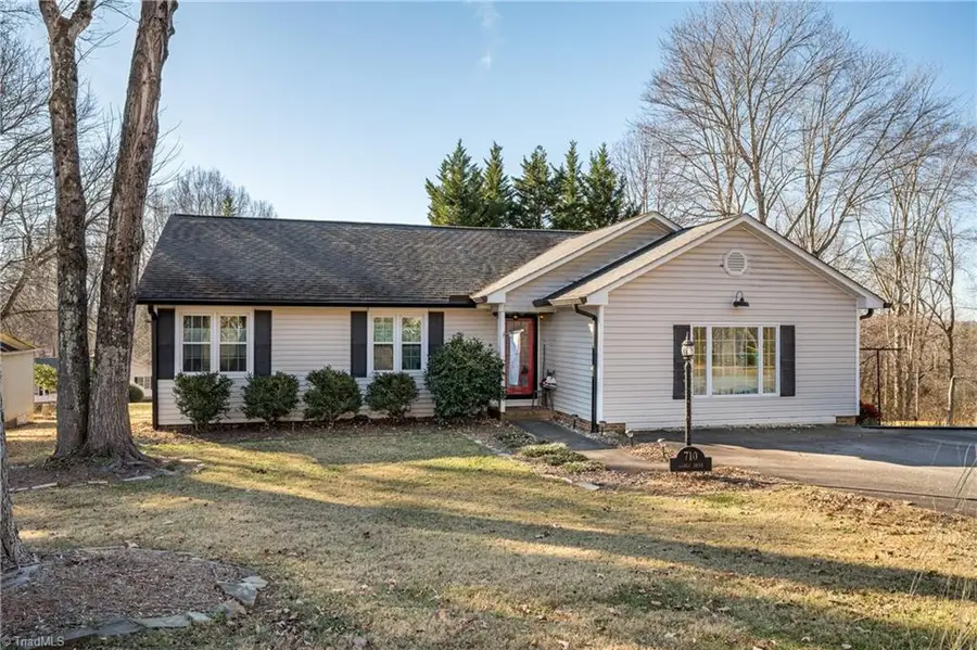 710 Saddle Drive, Pilot Mountain, NC 27041 - Image #2