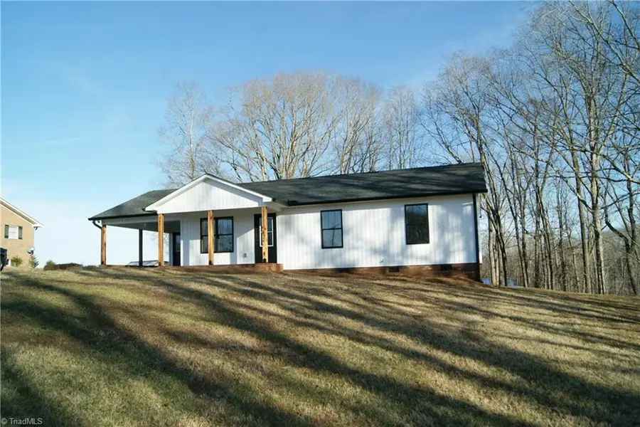 480 Watford Road, Thomasville, NC 27360 - Image #2