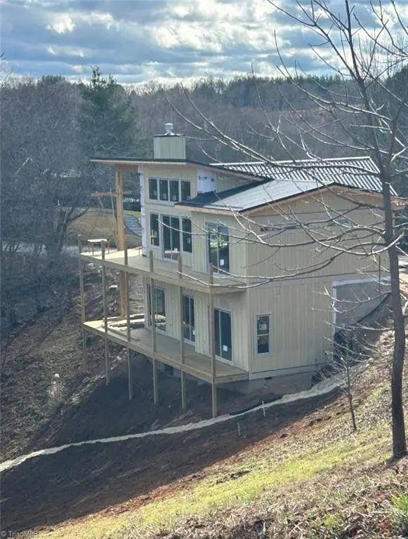 19 Cozy Cabins Circle, Piney Creek, NC 28663 - #3