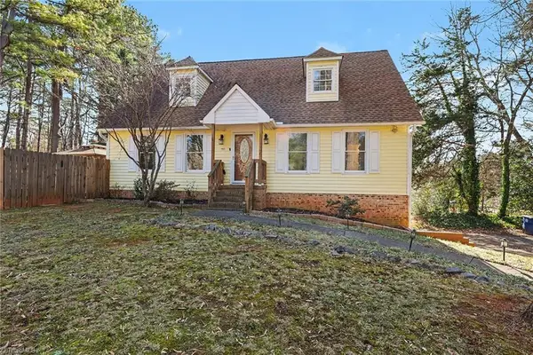 4010 Gracemont Drive, Winston-Salem, NC 27106