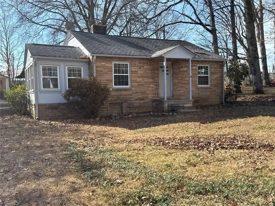 2935 Isaacs Place, Greensboro, NC 27408 - Image #2