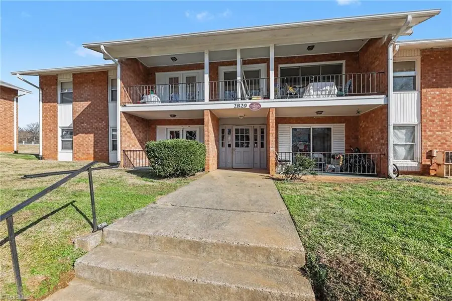 2829 N Ohenry Boulevard, Greensboro, NC 27405 - Image #2