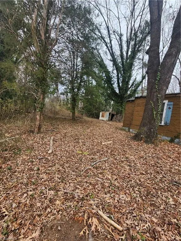 306 Greenbriar Road, Greensboro, NC 27405 - Image #2