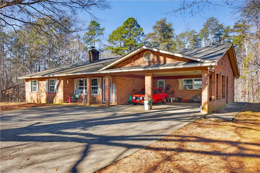 3675 Dylanwood Court, Walkertown, NC 27051 - Image #2