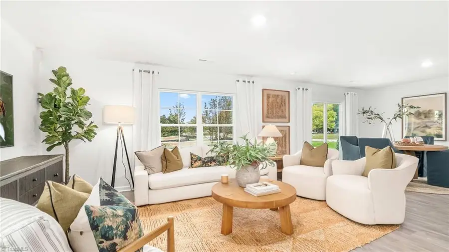 103 Beechwood Circle, Thomasville, NC 27360 - Image #2